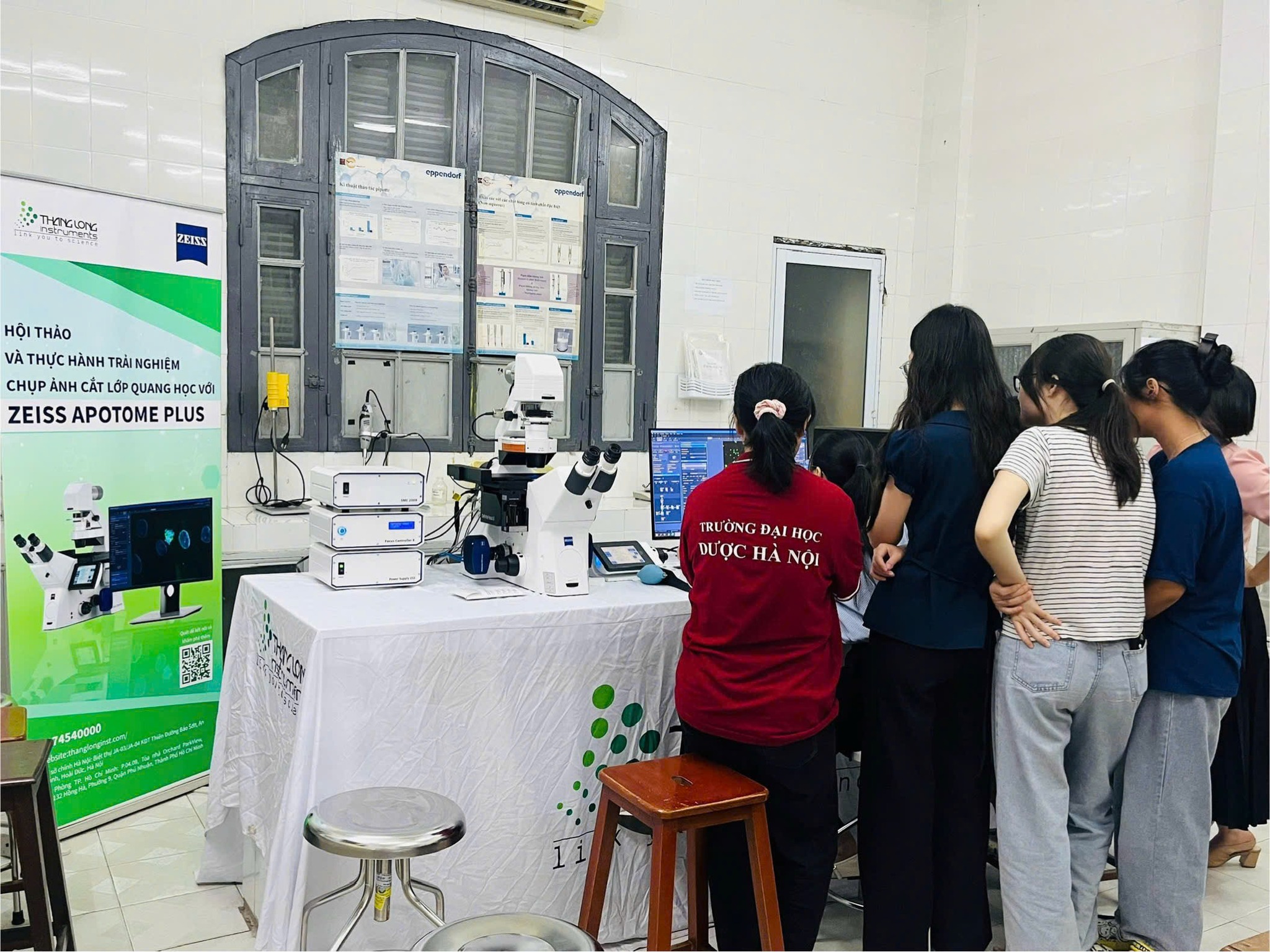 CHƯƠNG TRÌNH DEMO  CÔNG NGHỆ APOTOME PLUS TẠI ĐẠI HỌC DƯỢC HÀ NỘI KẾT THÚC THÀNH CÔNG